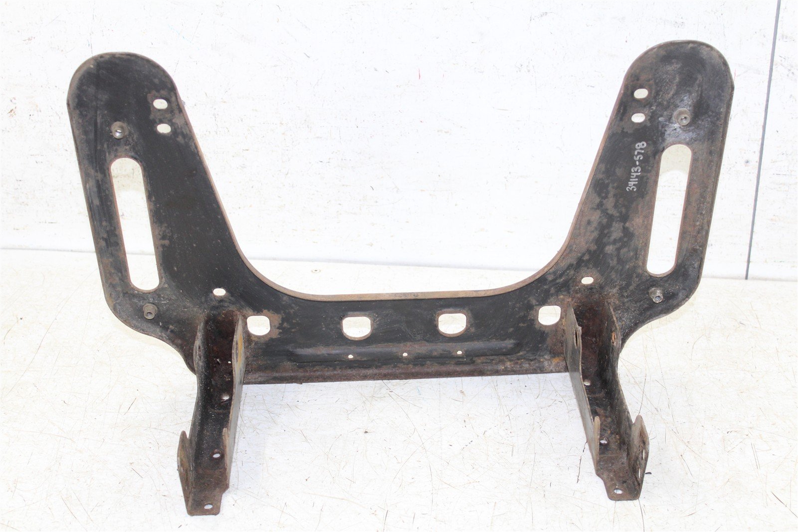 2002 Polaris Magnum 325 4x4 Front Rack Support Mount Carrier 34143