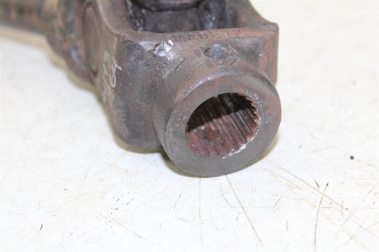 2002 Polaris Magnum 325 4x4 Rear Drive Shaft Assembly 34143