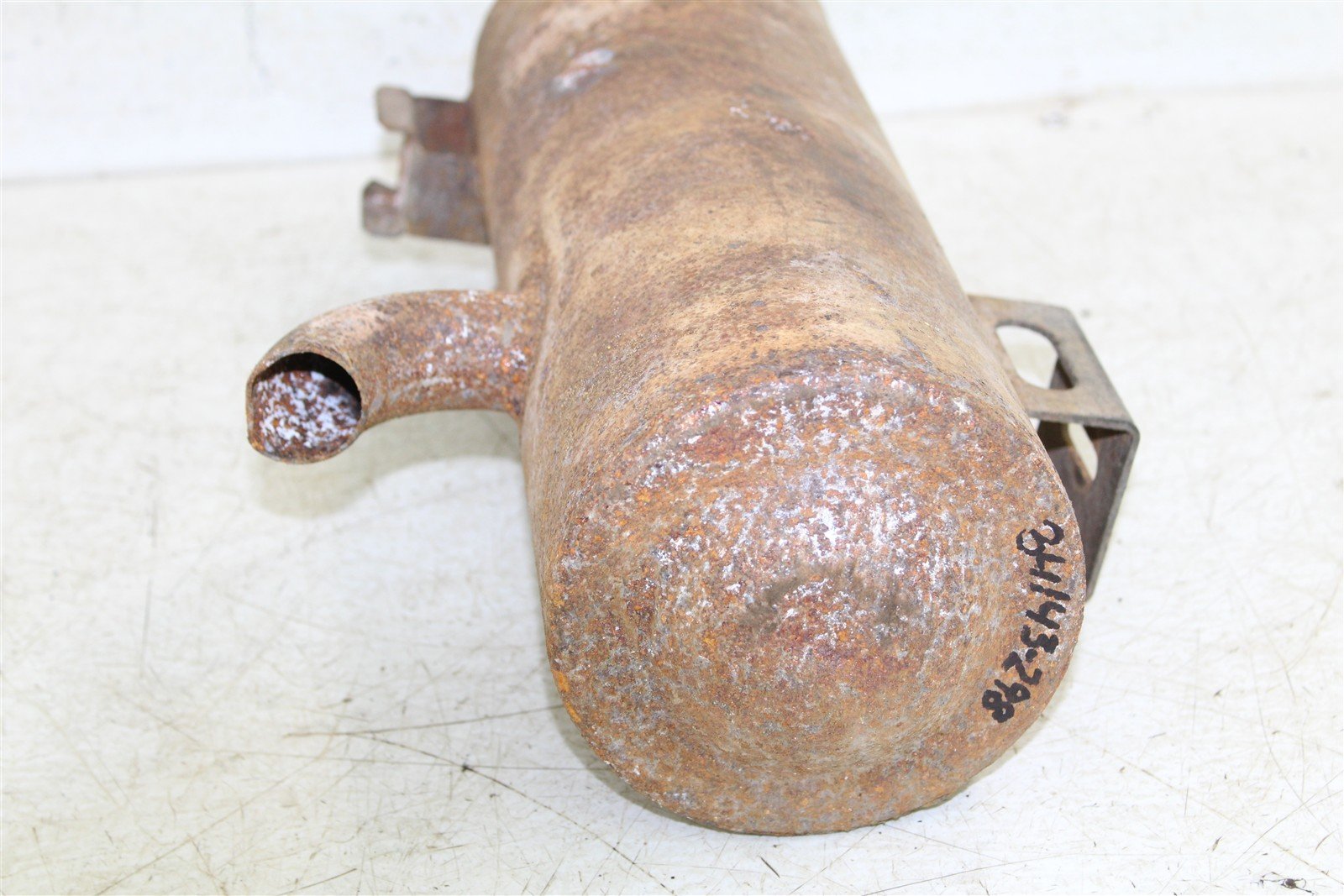 2002 Polaris Magnum 325 4x4 Exhaust Head Pipe Silencer Muffler 34143