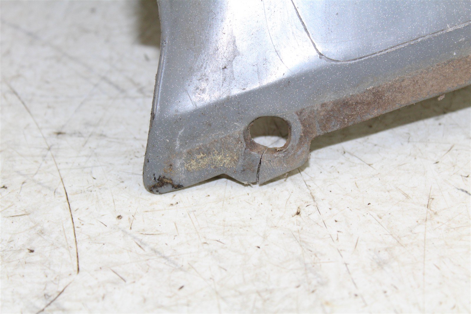 2002 Polaris Magnum 325 4x4 Front Fender Plastic 34143