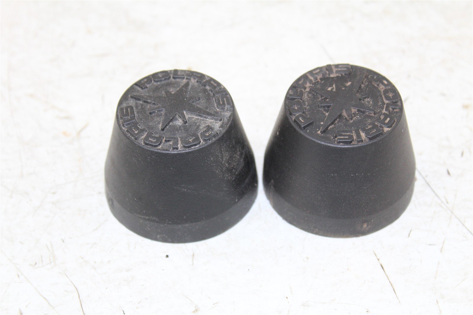 2002 Polaris Magnum 325 4x4 Hub Caps Front Rear 34143