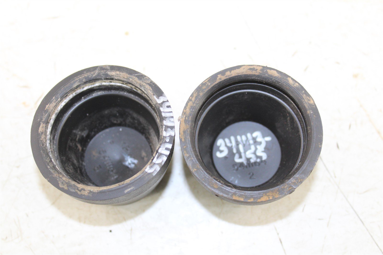 2002 Polaris Magnum 325 4x4 Hub Caps Front Rear 34143