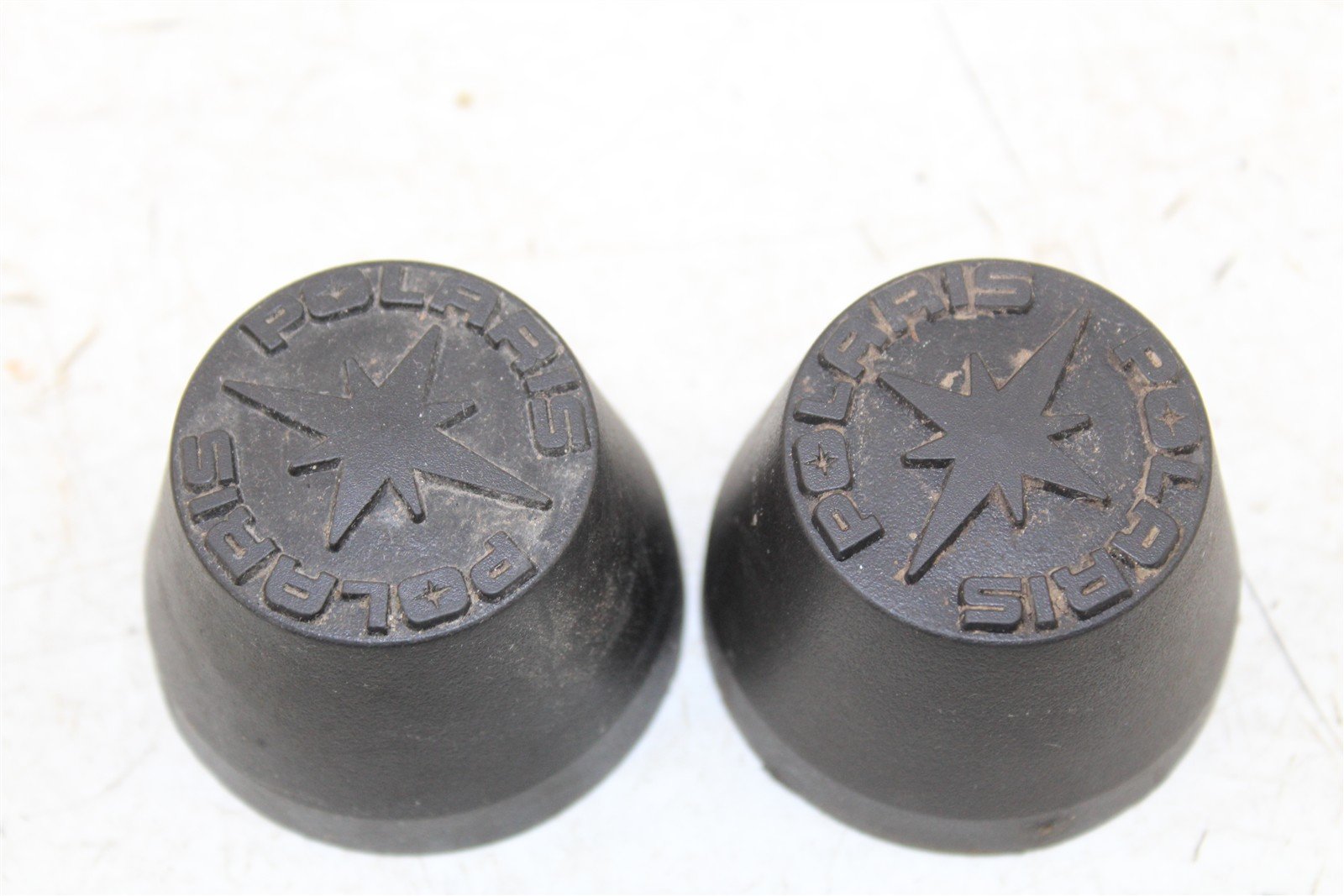 2002 Polaris Magnum 325 4x4 Hub Caps Front Rear 34143