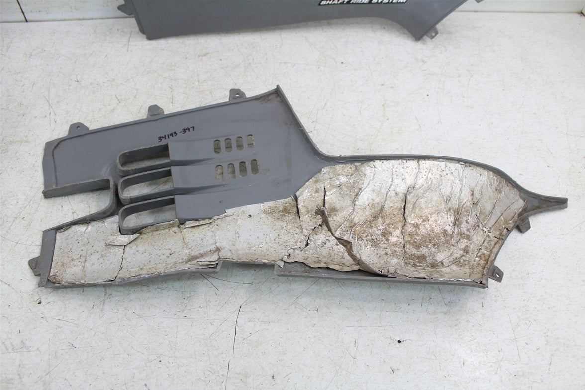 2002 Polaris Magnum 325 4x4 Gas Tank Shroud Fenders Left Right 34143