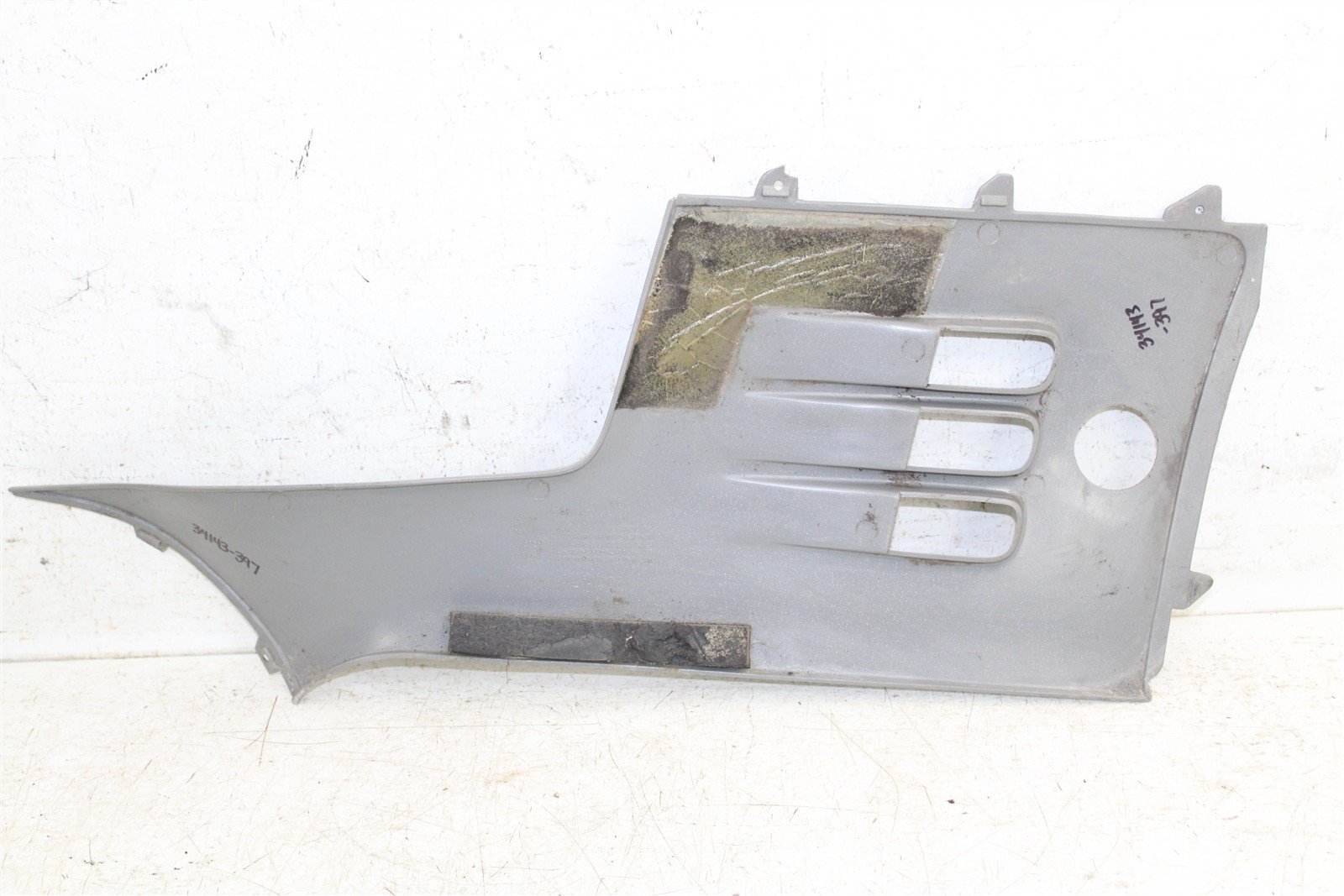 2002 Polaris Magnum 325 4x4 Gas Tank Shroud Fenders Left Right 34143