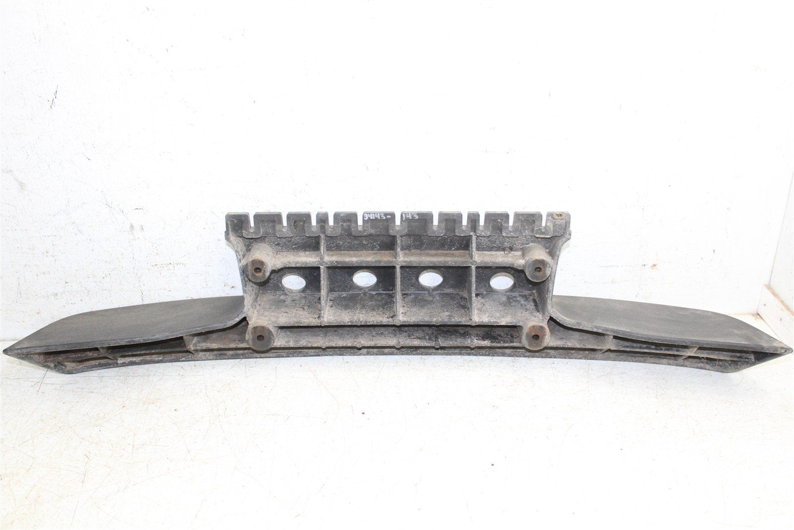 2002 Polaris Magnum 325 4x4 Front Bumper Guard Mount 34143