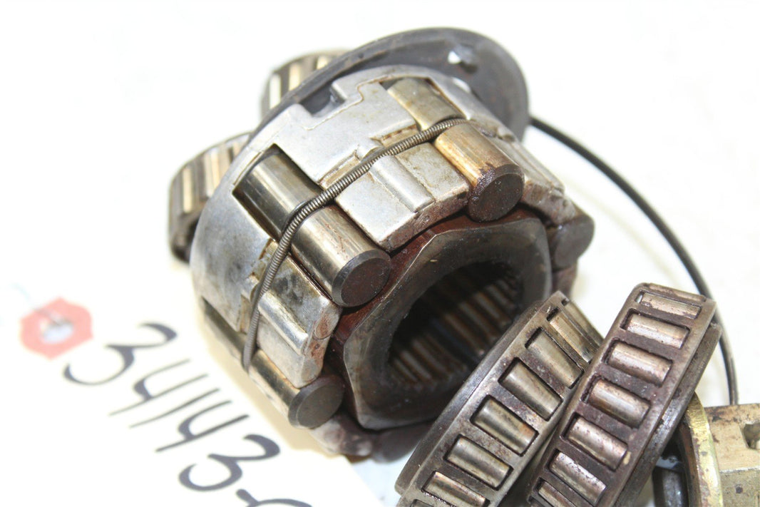 2002 Polaris Magnum 325 4x4 Front Left Axle Clutch Hilliard Bearing 34143