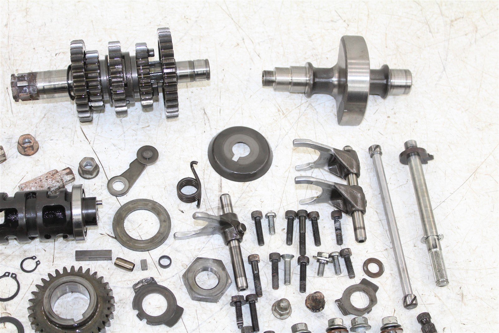 1985 Yamaha XT 600 Transmission Gears Shaft Shift Forks Drum Oil Pump 55065