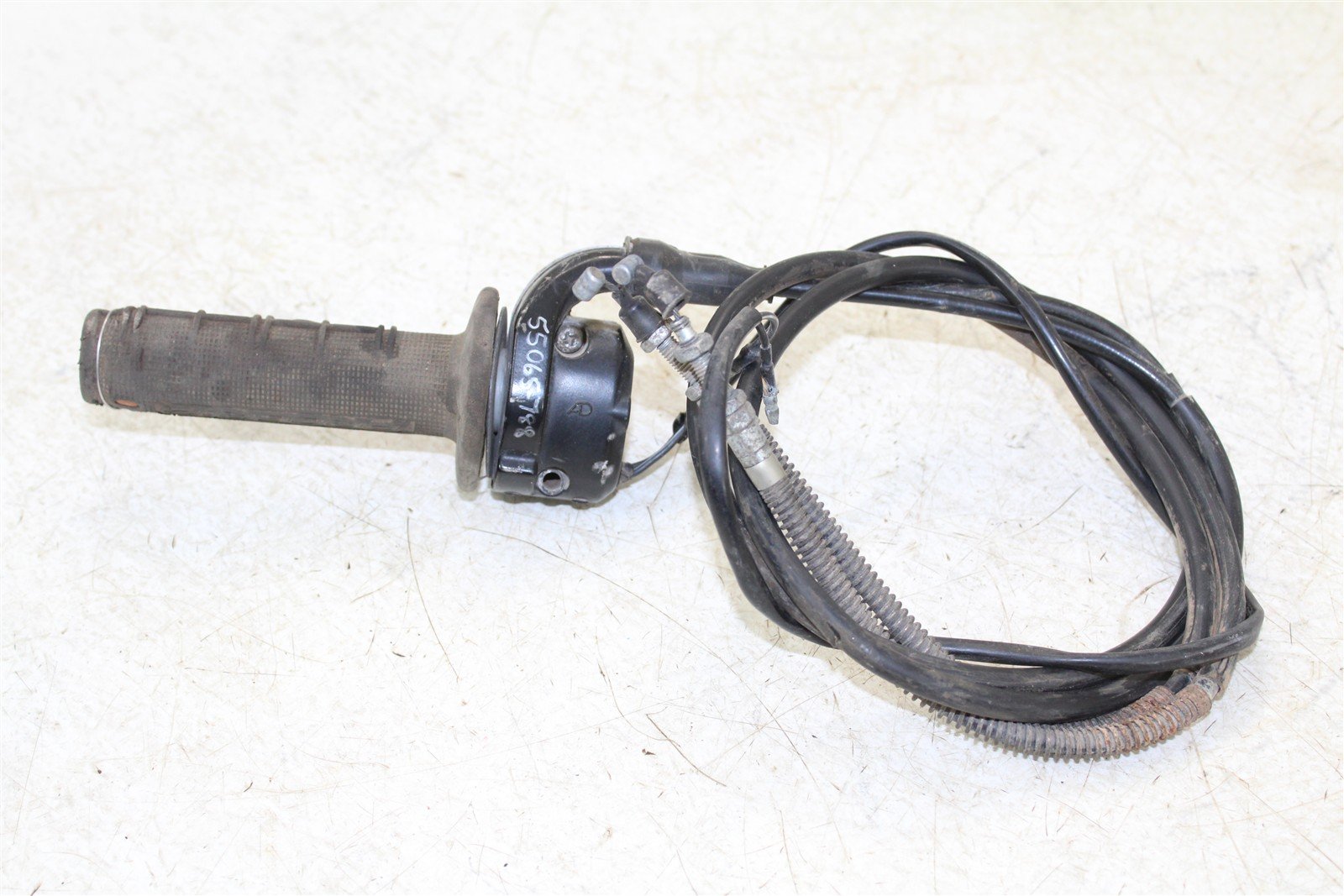 1985 Yamaha XT 600 Throttle Housing Tube w/ Cables Start Switch 55065