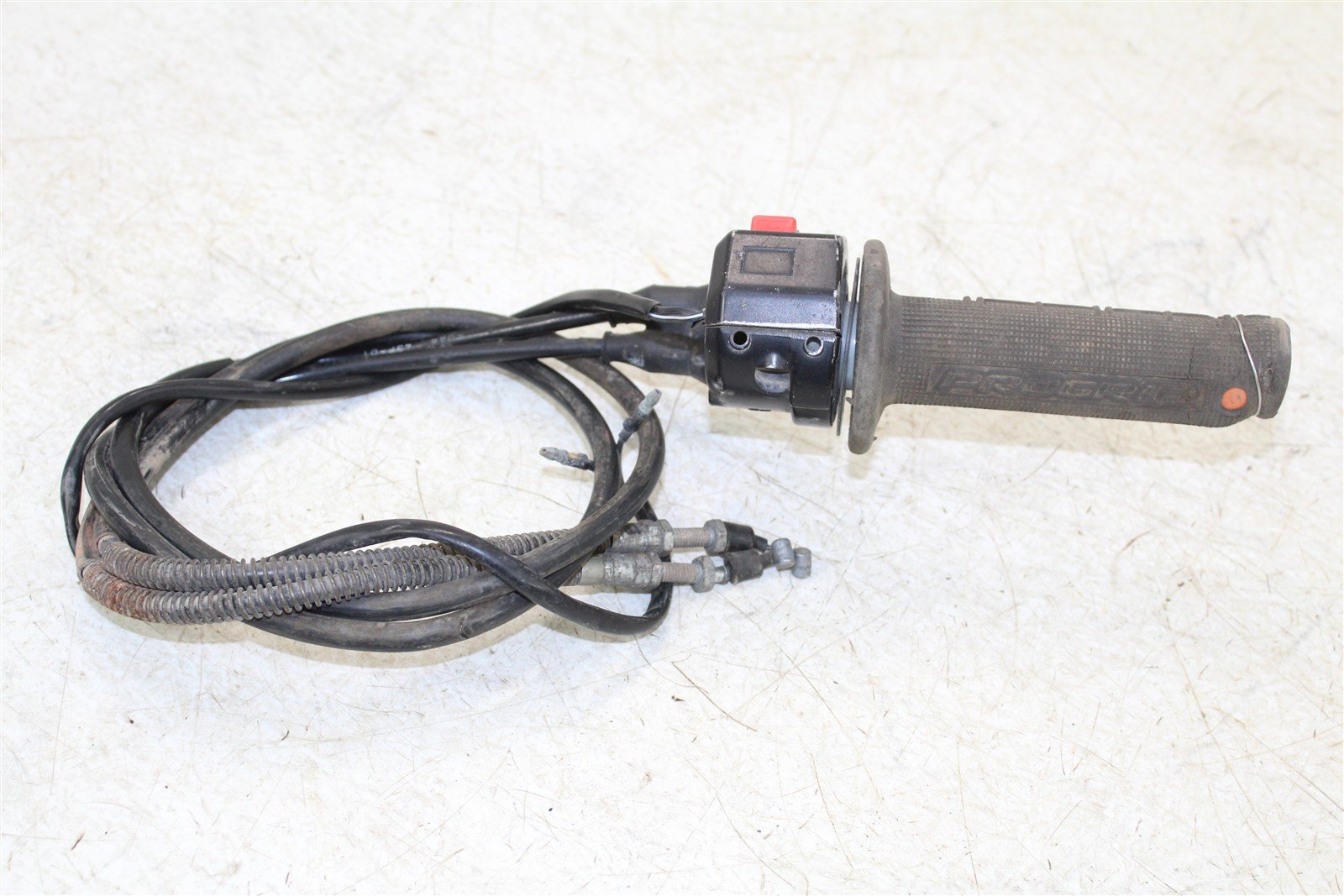 1985 Yamaha XT 600 Throttle Housing Tube w/ Cables Start Switch 55065