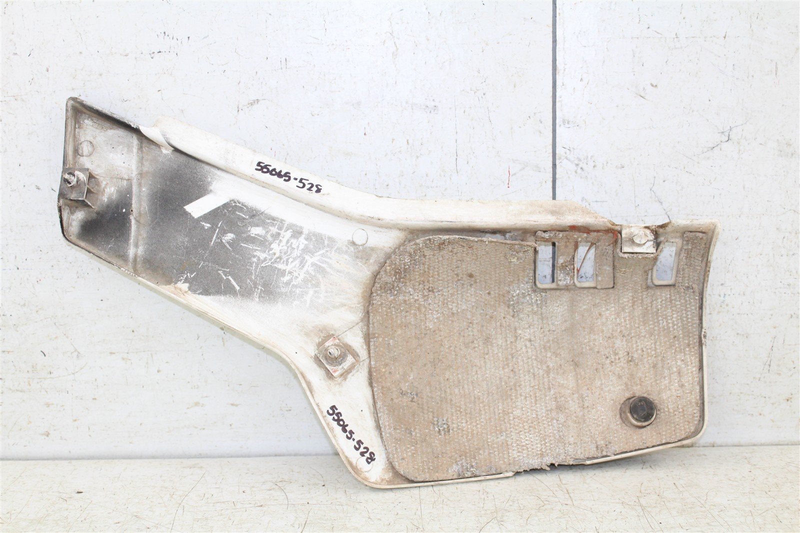 1985 Yamaha XT 600 Rear Right Number Plate Plastic Fender 55065