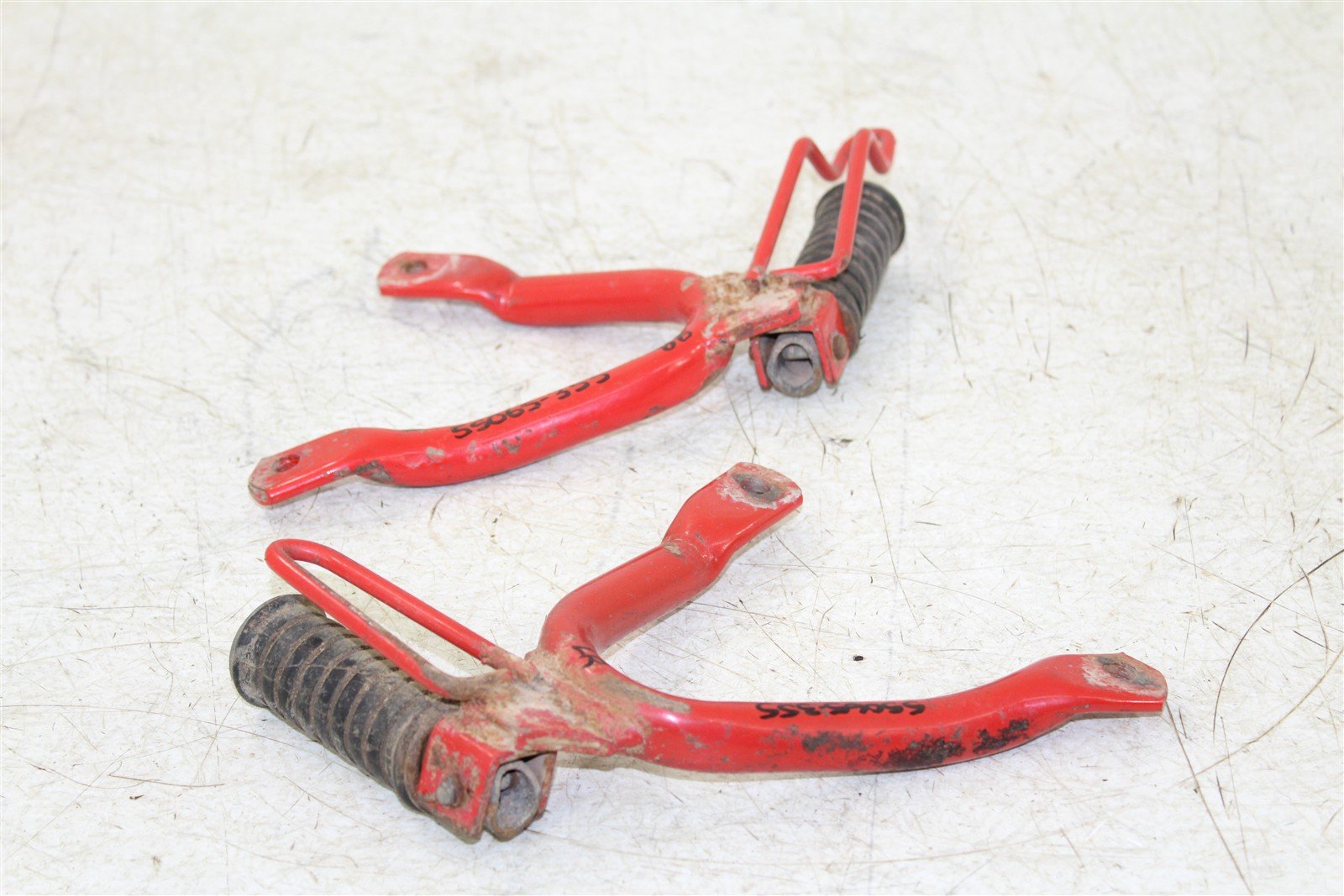 1985 Yamaha XT 600 Passenger Foot Rest Pegs Set 55065