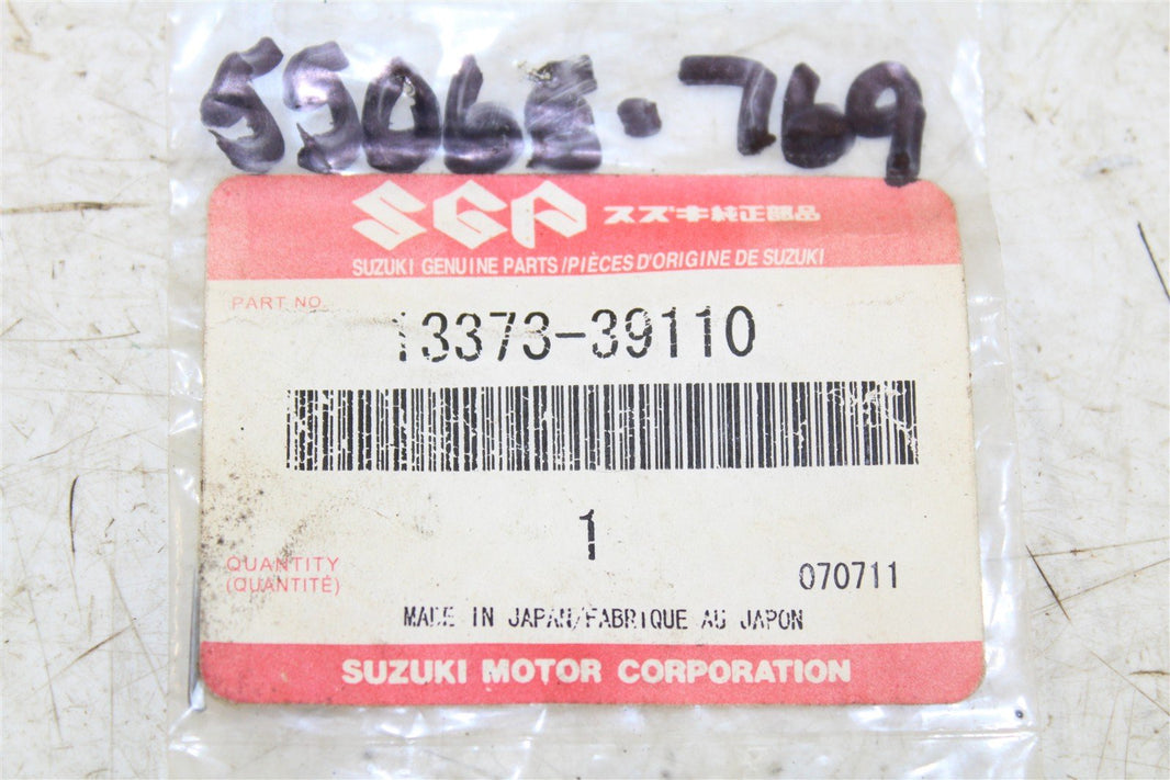 NOS Genuine Suzuki Needle Valve Plate RM 80 125 250 LT250R NOS 55065