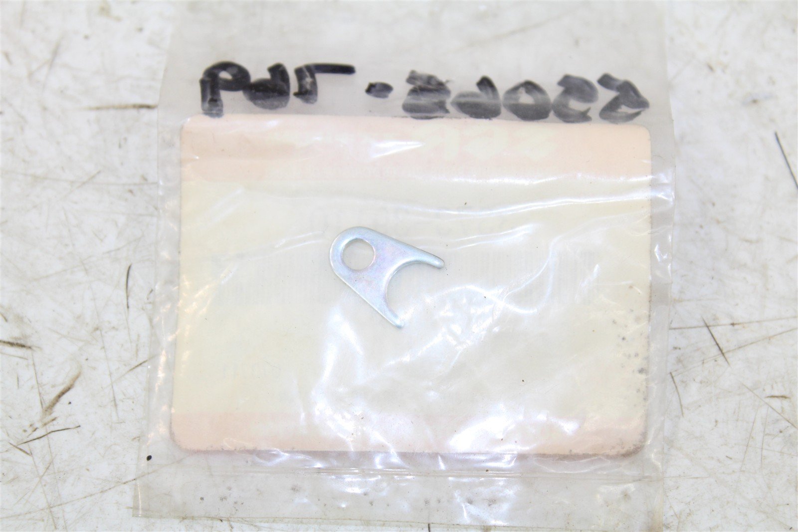 NOS Genuine Suzuki Needle Valve Plate RM 80 125 250 LT250R NOS 55065