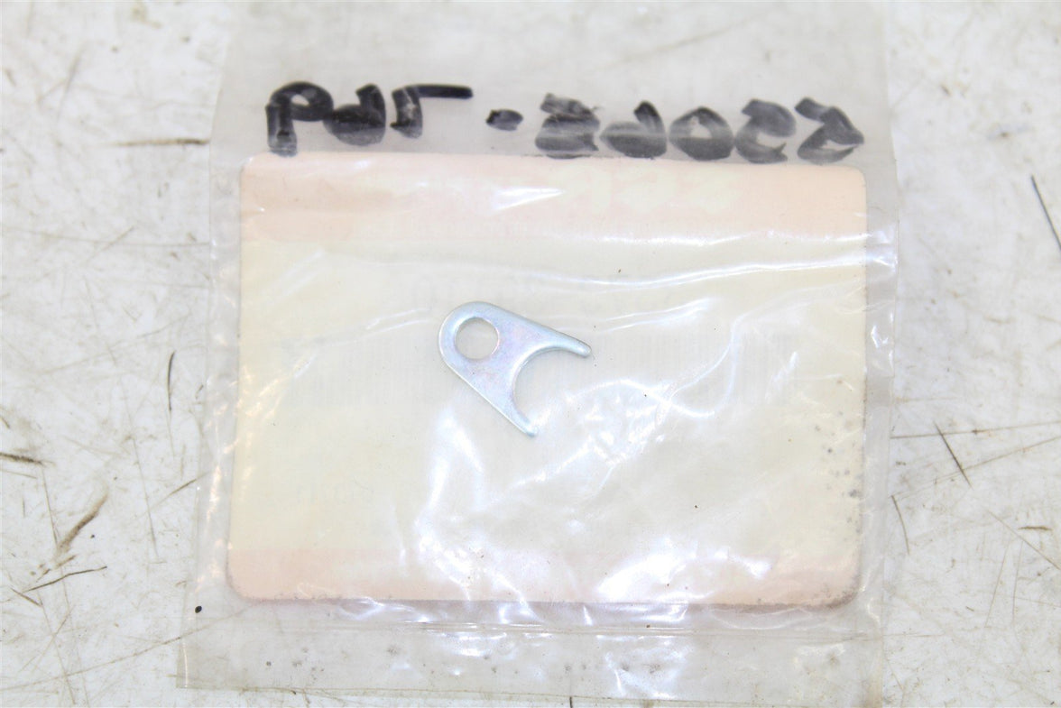 NOS Genuine Suzuki Needle Valve Plate RM 80 125 250 LT250R NOS 55065