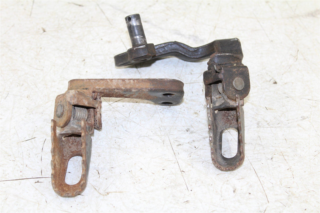 1985 Yamaha XT 600 Foot Pegs Set Hardware Springs Rests 55065