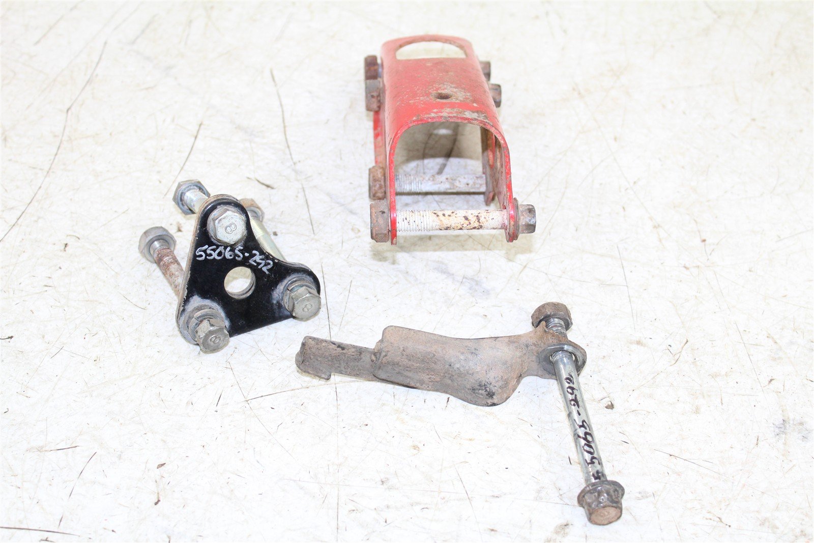 1985 Yamaha XT 600 Motor Mounts Engine Brackets Frame Cradle Hardware 55065