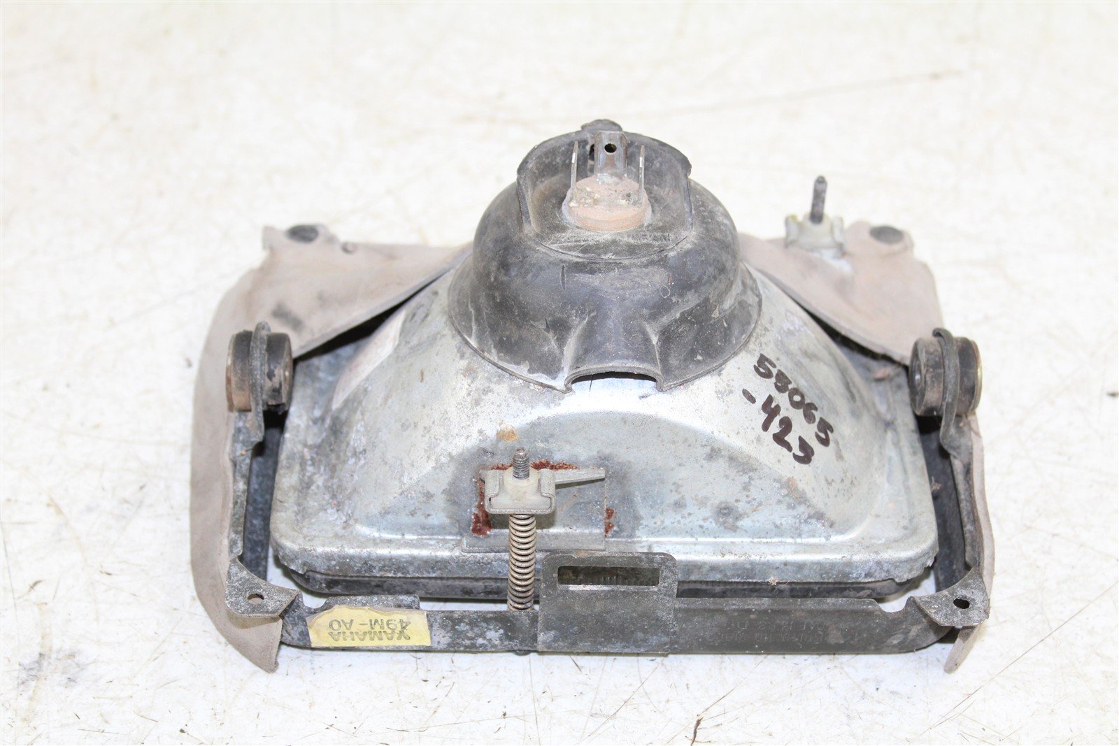 1985 Yamaha XT 600 Headlight Head Lamp Light 55065