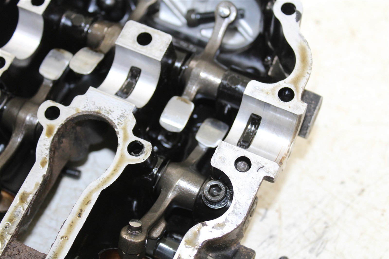 1985 Yamaha XT 600 Cylinder Head w/ Rocker Arms Valve Cover 55065