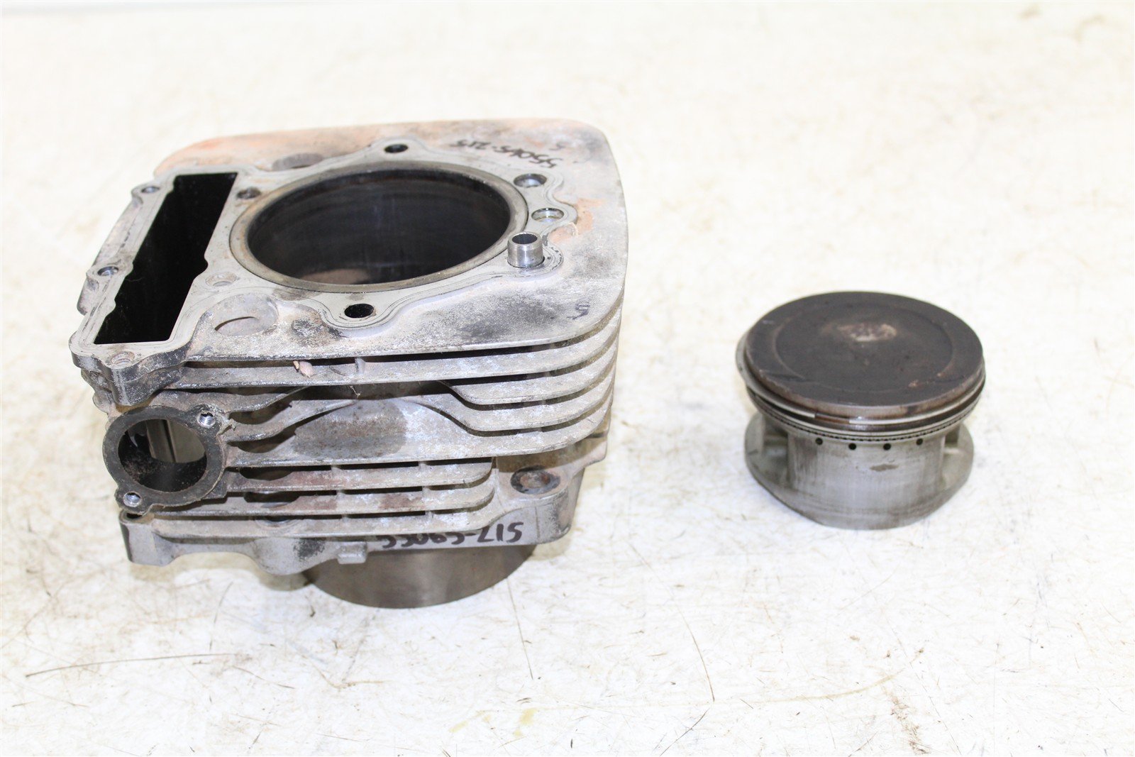 1985 Yamaha XT 600 Cylinder Jug w/ Piston 55065