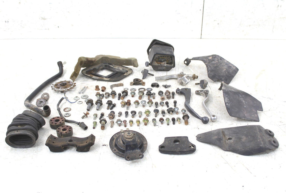 1985 Yamaha XT 600 Chassis Bolt Kit Hardware Mount Bracket Horn Lever Hose 55065