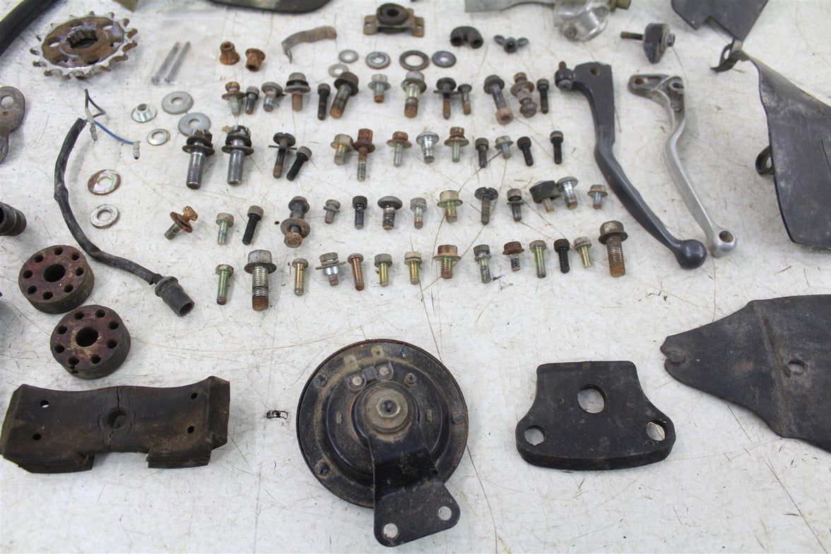 1985 Yamaha XT 600 Chassis Bolt Kit Hardware Mount Bracket Horn Lever Hose 55065