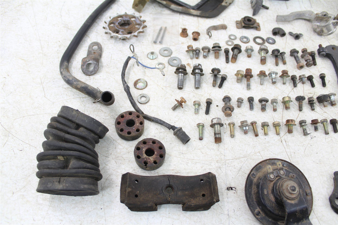 1985 Yamaha XT 600 Chassis Bolt Kit Hardware Mount Bracket Horn Lever Hose 55065