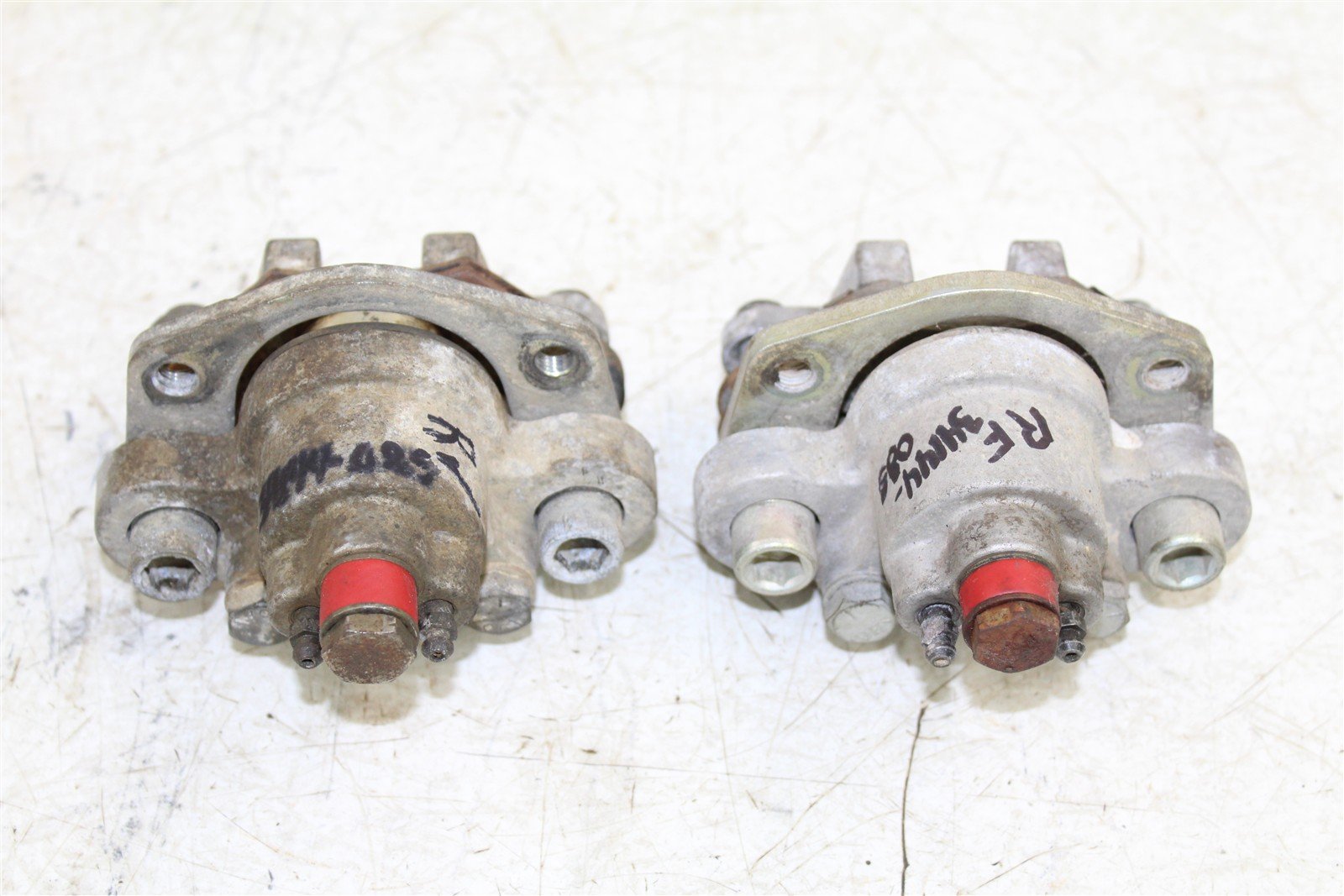 2003 Polaris Predator 500 Front Brake Calipers Set Left Right 34144