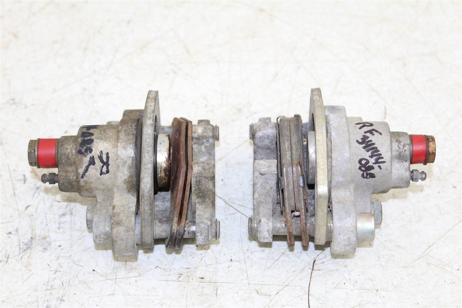 2003 Polaris Predator 500 Front Brake Calipers Set Left Right 34144