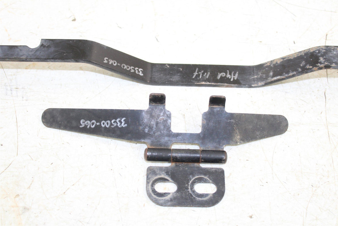 2007 Kubota RTV 1100 Dump Bed Lever w/ Guide Lock 33500