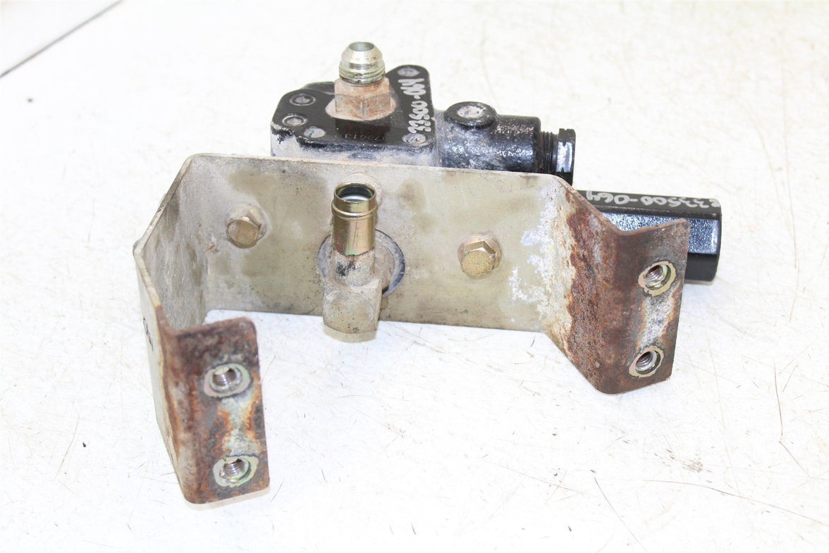 2007 Kubota RTV 1100 Hydraulic Auxiliary Valve 33500