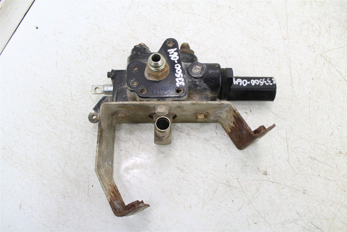 2007 Kubota RTV 1100 Hydraulic Auxiliary Valve 33500