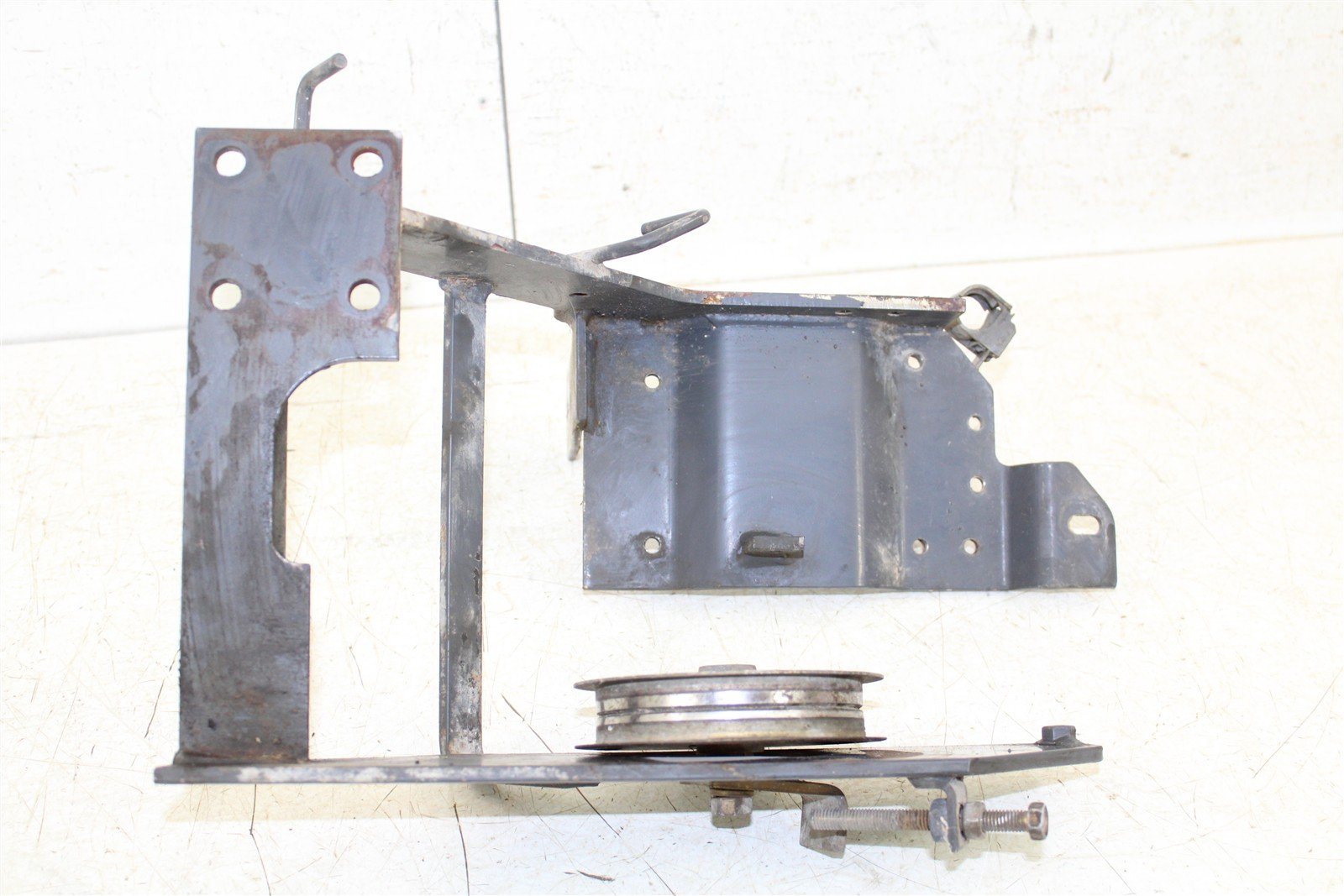 2007 Kubota RTV 1100 Air Conditioning AC Compressor Bracket Tension Pulley 33500