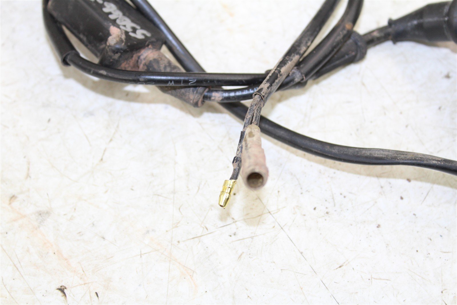 1996 Yamaha PW 80 Throttle Housing Tube w/ Cable Right Handle Switch 55066