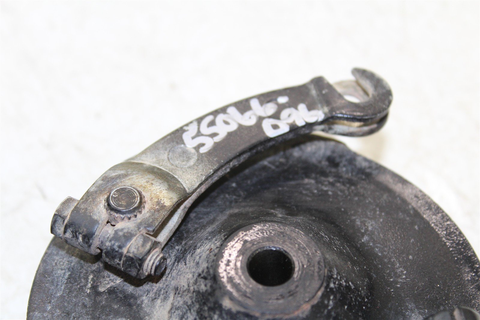 1996 Yamaha PW 80 Front Brake Drum Plate Panel Shoes Mount 55066