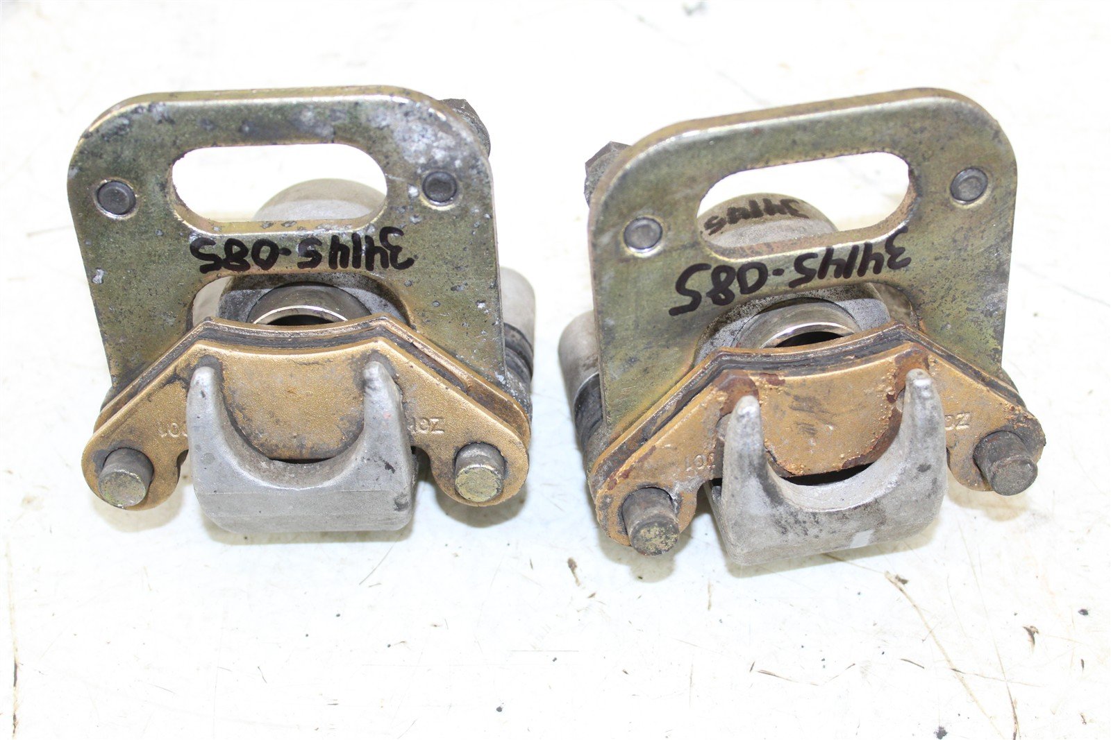 1996 Polaris Sportsman 500 4x4 Front Brake Calipers Set Left Right 34145