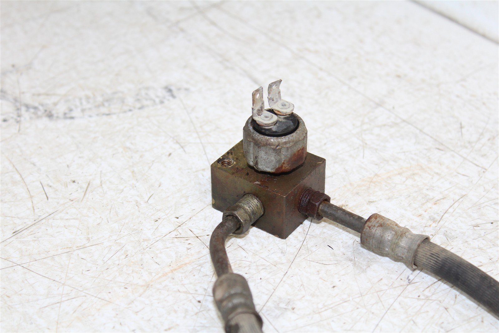 1996 Polaris Sportsman 500 4x4 Front Lower Brake Hose Line 34145