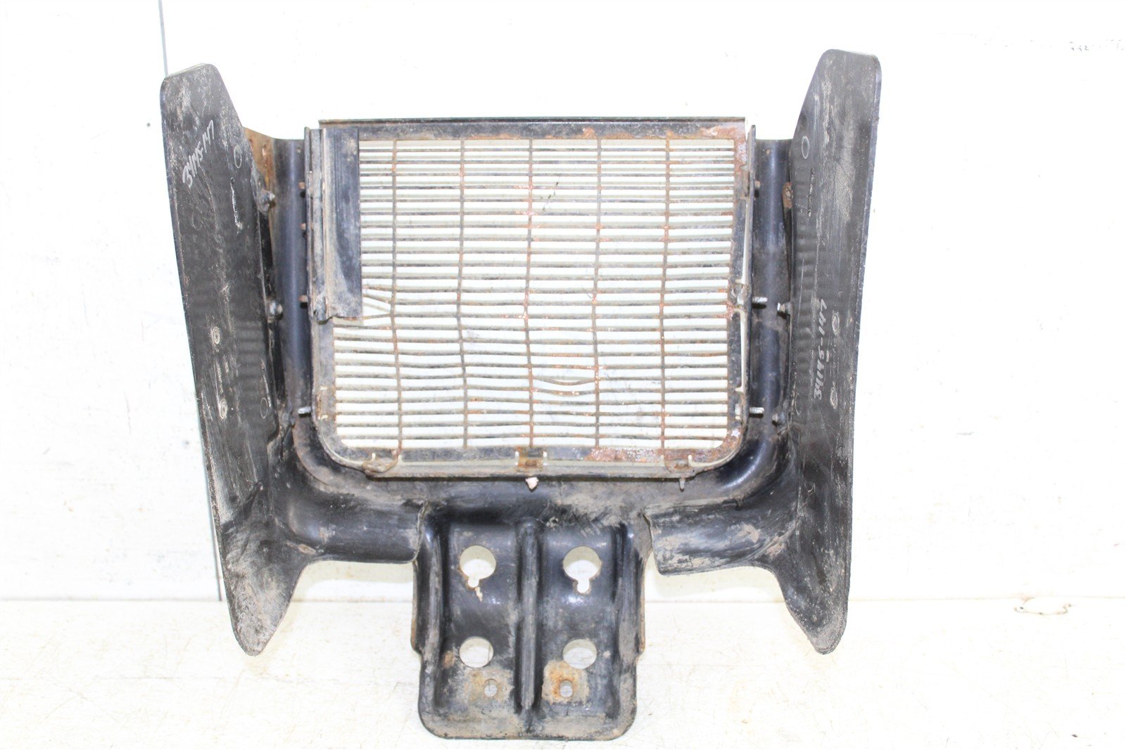 1996 Polaris Sportsman 500 4x4 Front Bumper Frame Mount Radiator Guard 34145