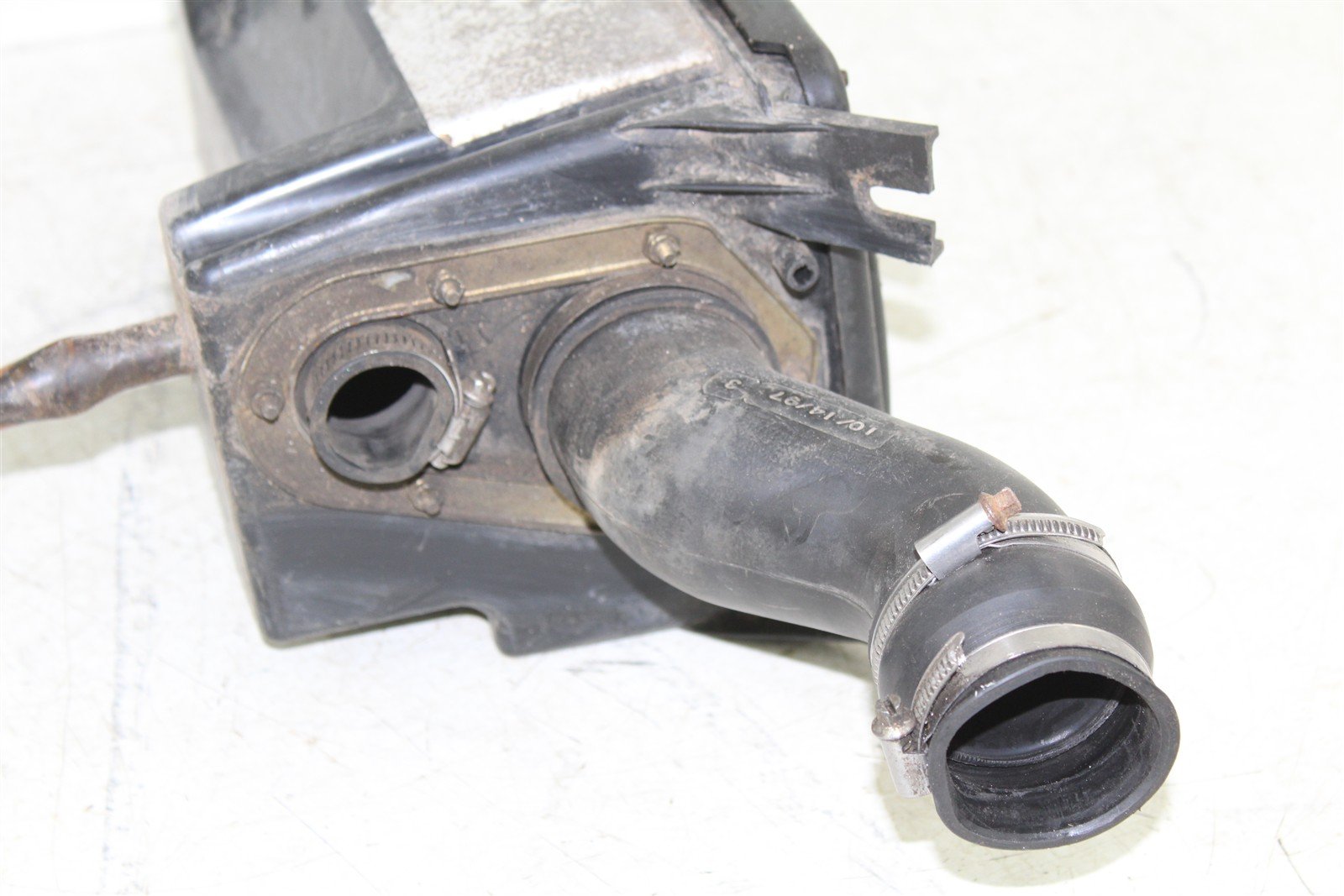 1996 Polaris Sportsman 500 4x4 Air Box Intake Housing Boot Filter Cage 34145