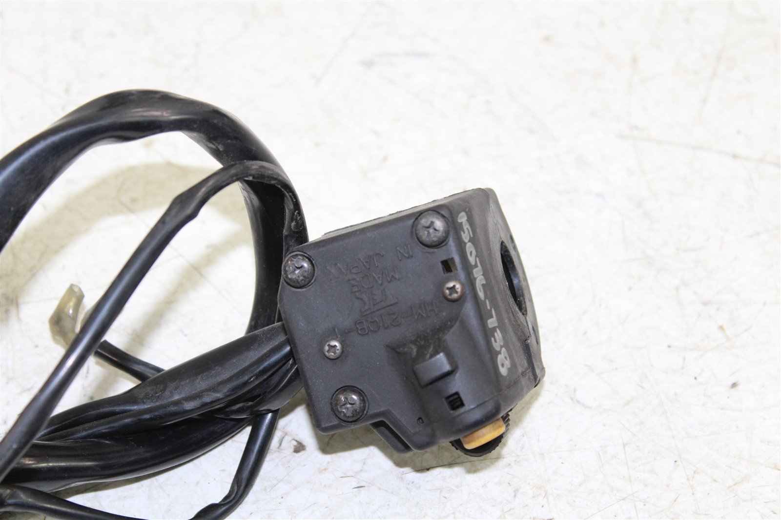1983 Honda Goldwing Interstate GL 1100 Headlight Light Switch Horn Button 15076