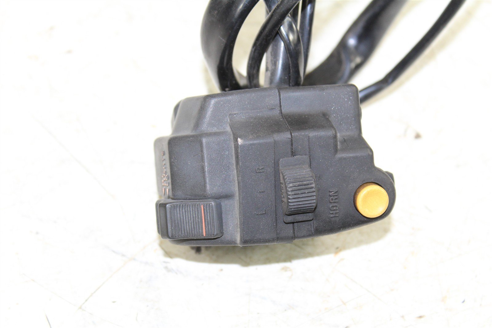 1983 Honda Goldwing Interstate GL 1100 Headlight Light Switch Horn Button 15076