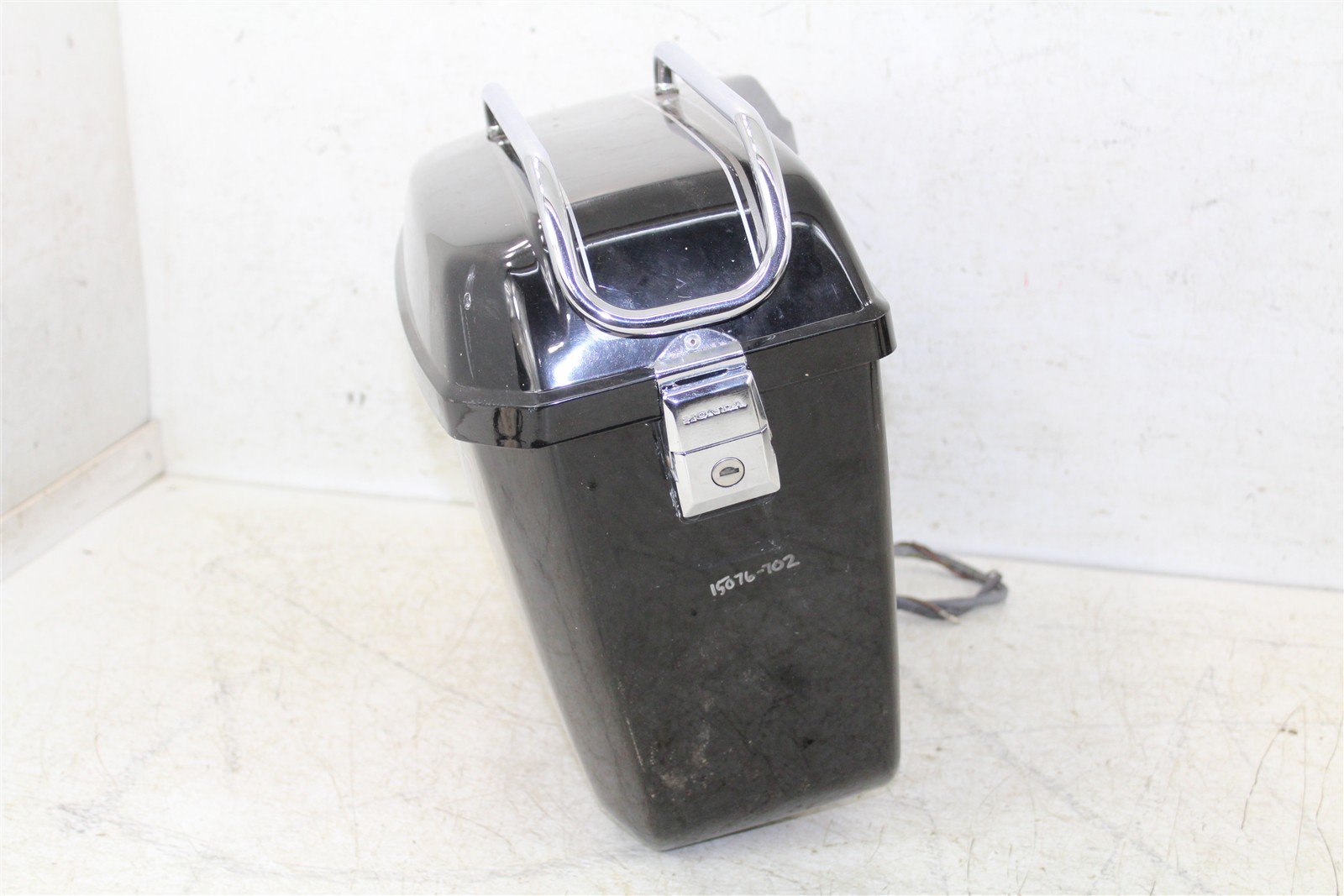 1983 Honda Goldwing Interstate GL 1100 Right Saddle Bag Storage Container 15076