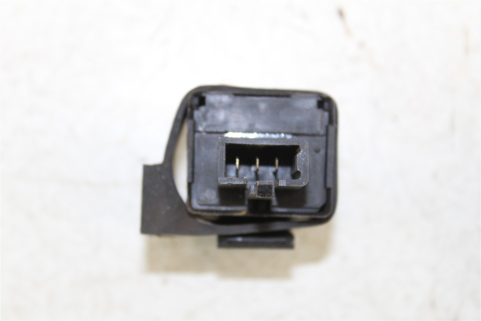 1983 Honda Goldwing Interstate GL 1100 Turn Signal Directionals Relay 15076