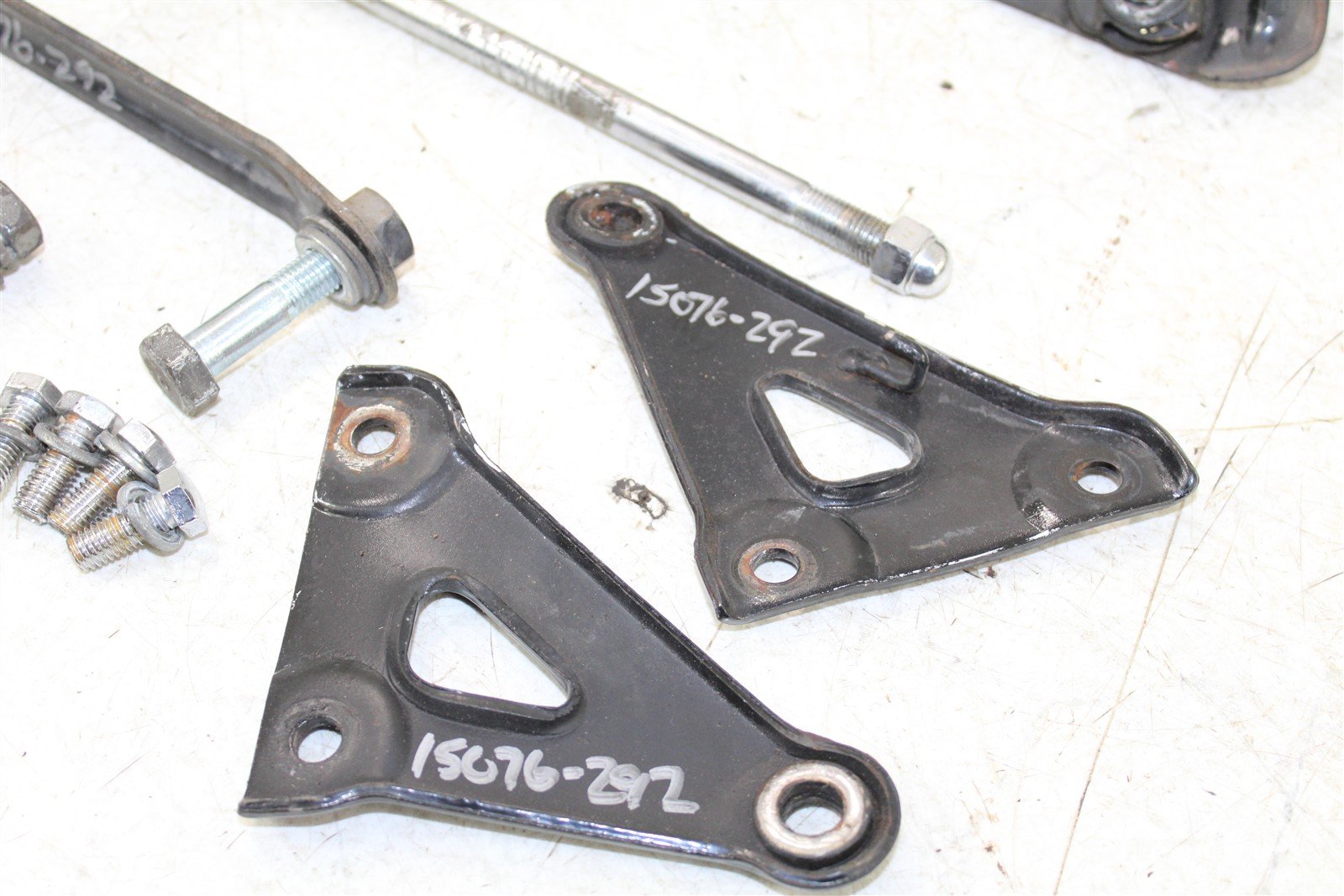 1983 Honda Goldwing Interstate GL 1100 Motor Mount Engine Bracket Hardware 15076