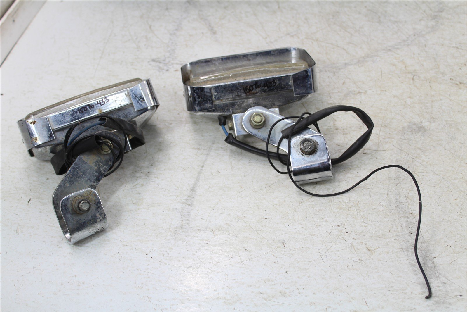 1983 Honda Goldwing Interstate GL 1100 Lower Headlight Head Fog Lamp Light 15076