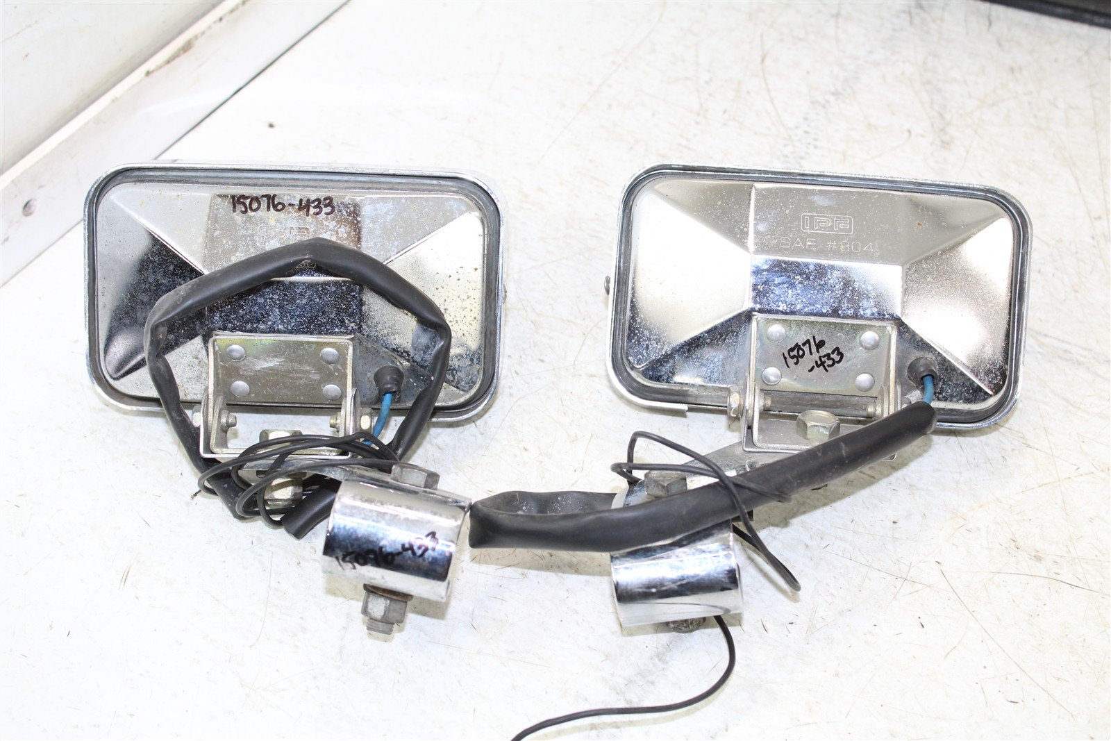 1983 Honda Goldwing Interstate GL 1100 Lower Headlight Head Fog Lamp Light 15076