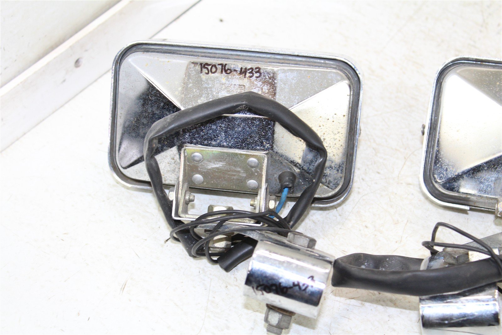 1983 Honda Goldwing Interstate GL 1100 Lower Headlight Head Fog Lamp Light 15076