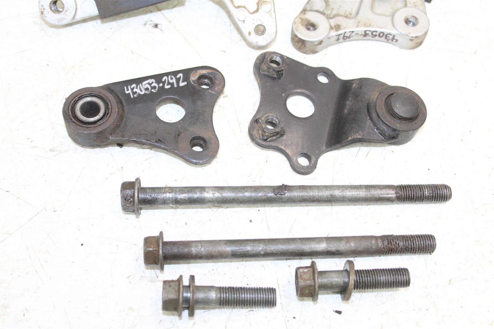 2006 Suzuki LTR 450 Engine Mounts Motor Brackets 43053