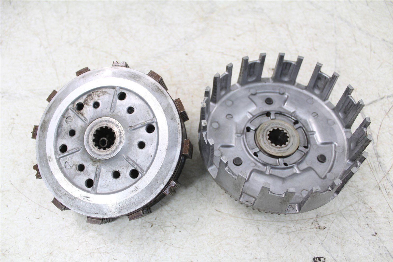 2006 Suzuki LTR 450 Clutch Basket Inner Hub Pressure Plate 43053