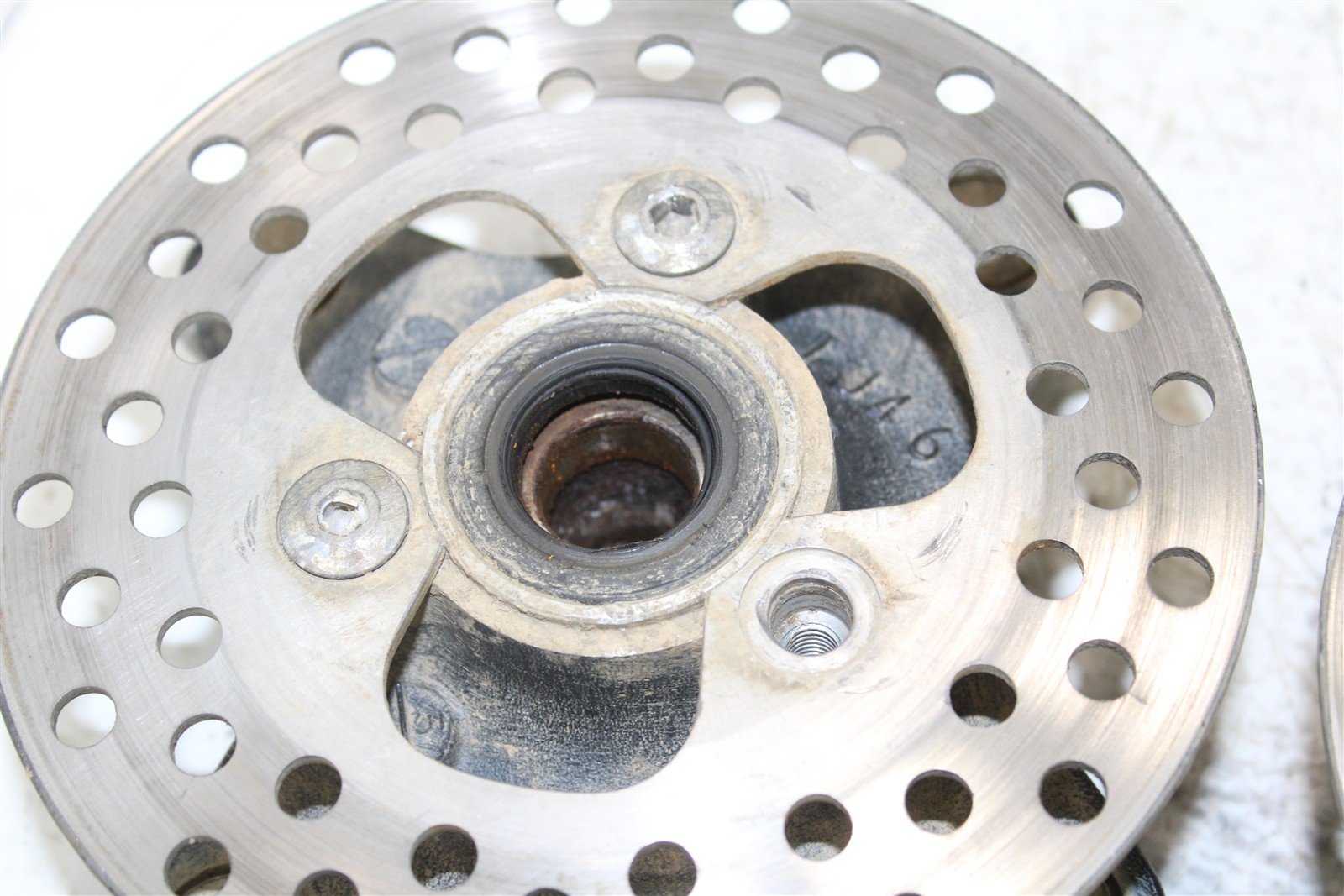 2006 Suzuki LTR 450 Front Hubs Brake Rotor 43053
